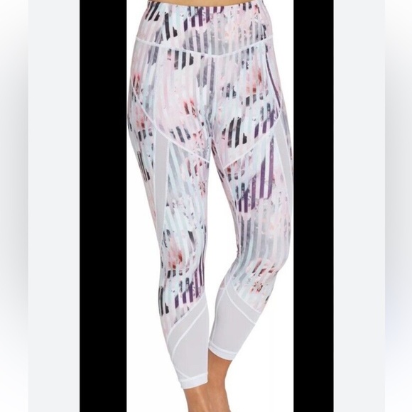 Calia By Carrie Underwood  Luster Striped Floral Mesh Leggings Size S Great - Picture 4 of 9